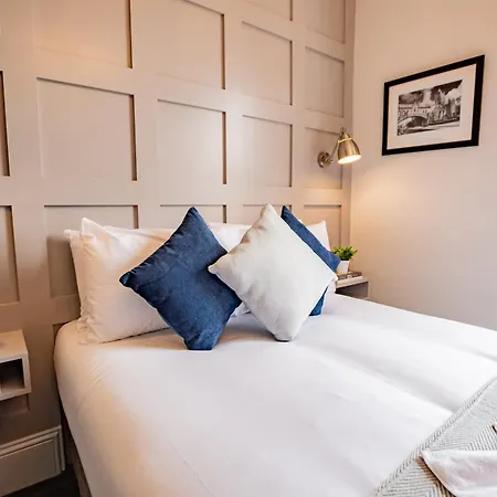 Access Studio, Fully Equipped & Comfortable *